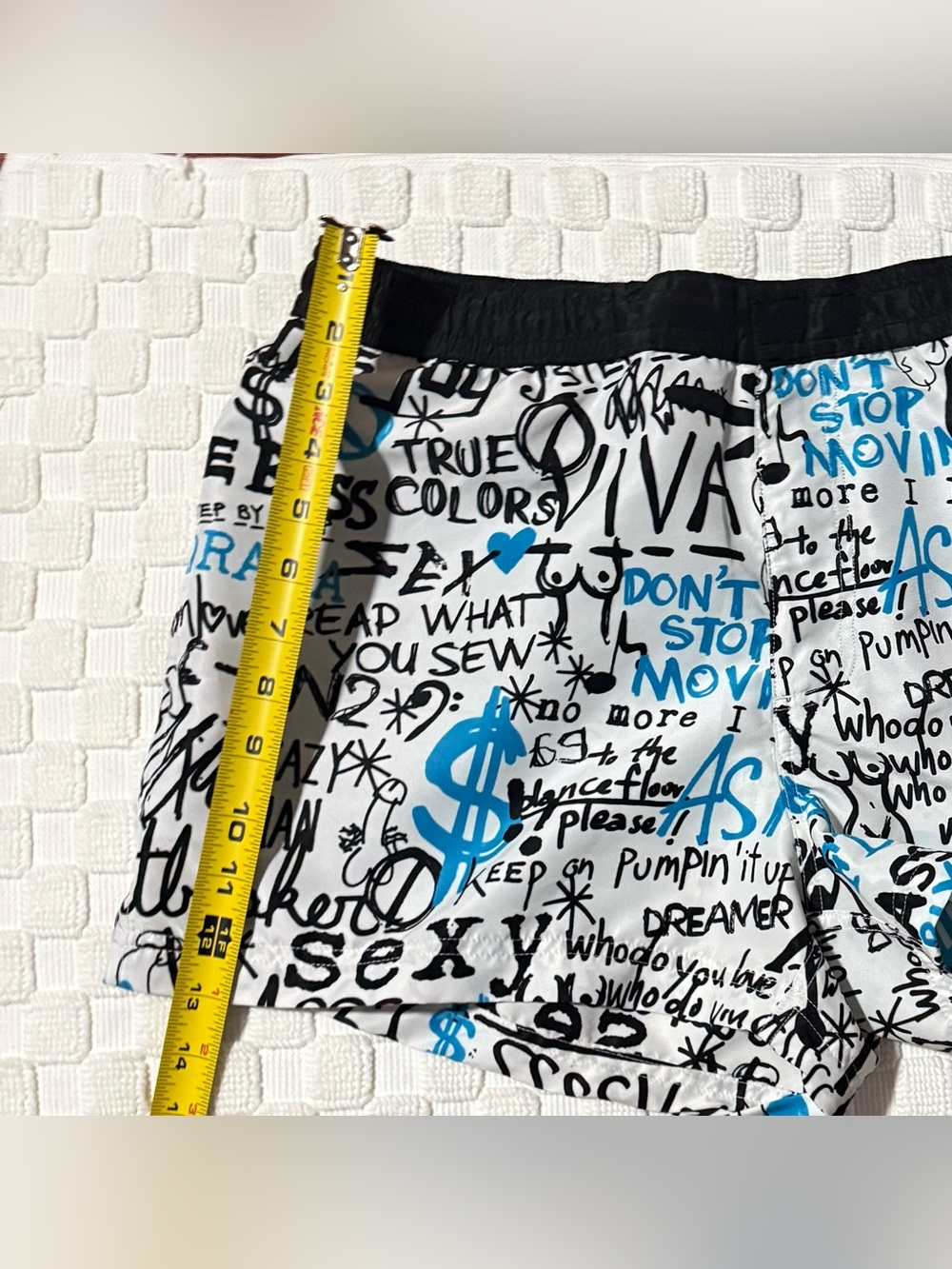 C-IN2 White Graffiti Print Swim Trunks - Button + Zipper - XL - Picture 7 of 7